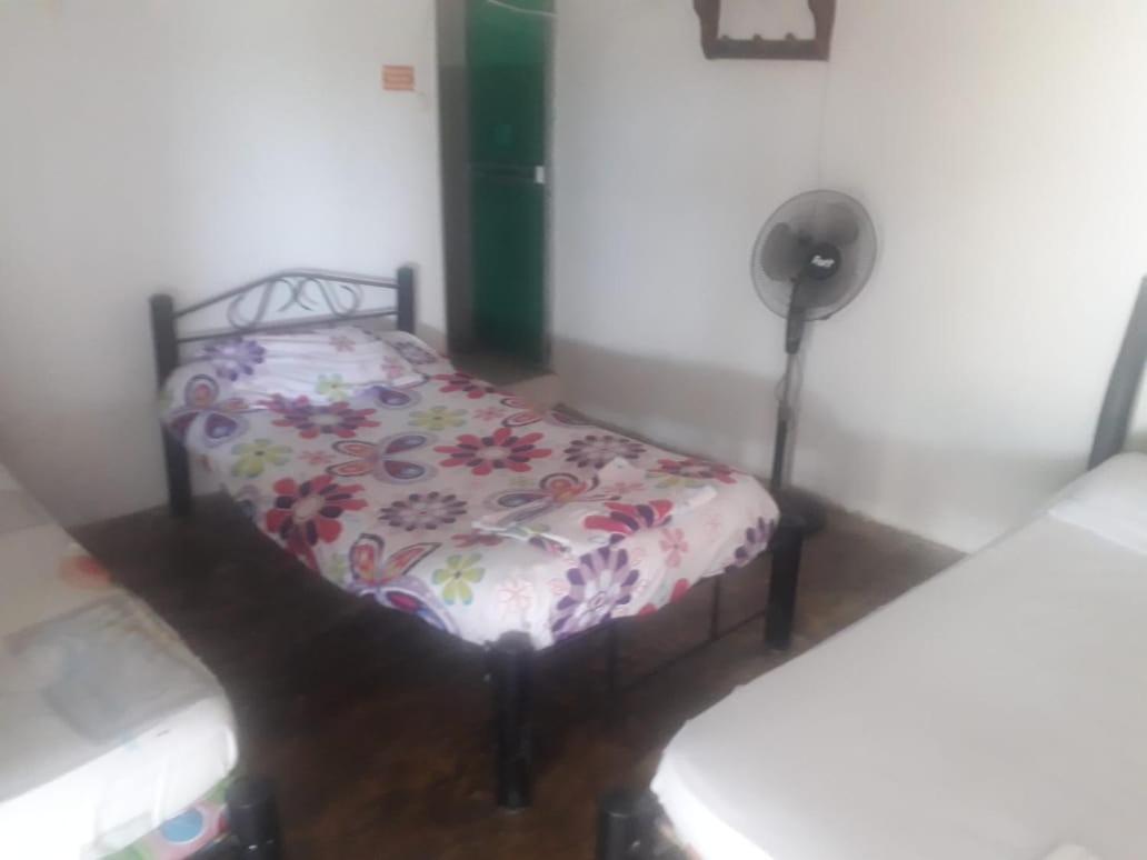 Posada La Tranquilidad Villavieja Ngoại thất bức ảnh